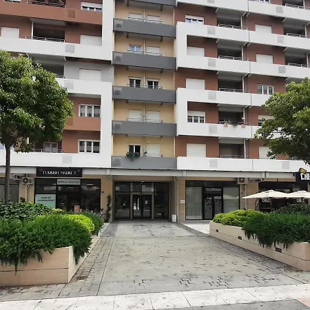 In Point * بودغوريتْسا